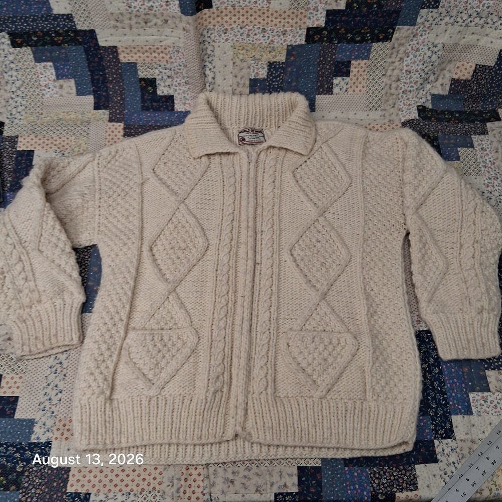 Vintage World of Wool Mens Large Cream Cable Knit Hand Knit Zip Cardigan Ecuador